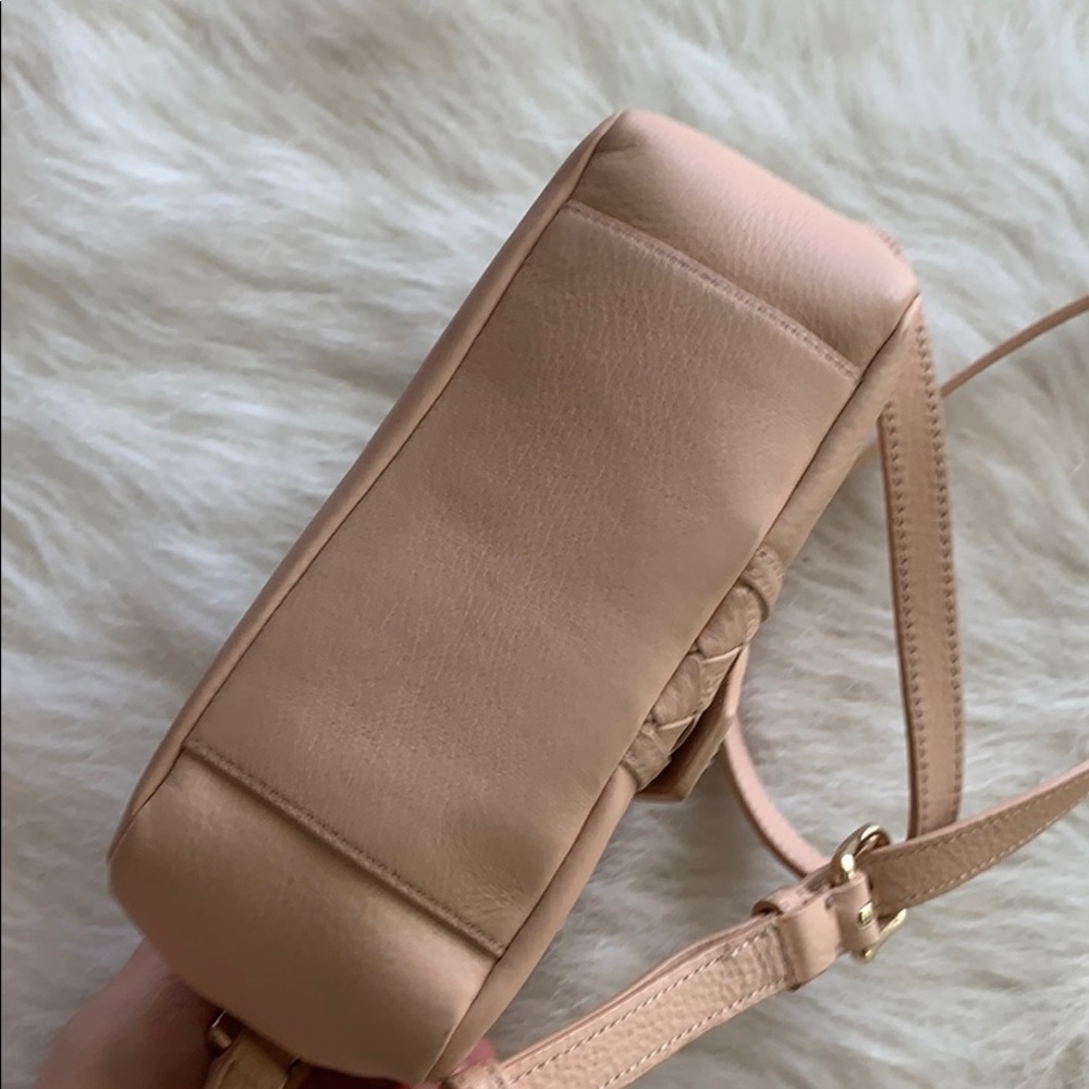 Cole Hann pink pebbled leather mini crossbody bag - Picture 6 of 14